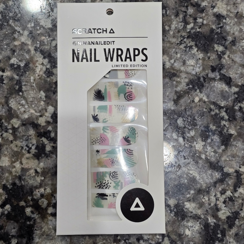 Scratch - Limited Edition - MMK Nail Wrap Kit - Sahara design